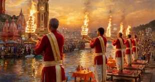 Haridwar – Har Ki Pauri: Priests and devotees performing the Aarti of Goddess Ganga on the banks of the river.